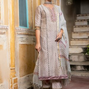 Woman cotton suit